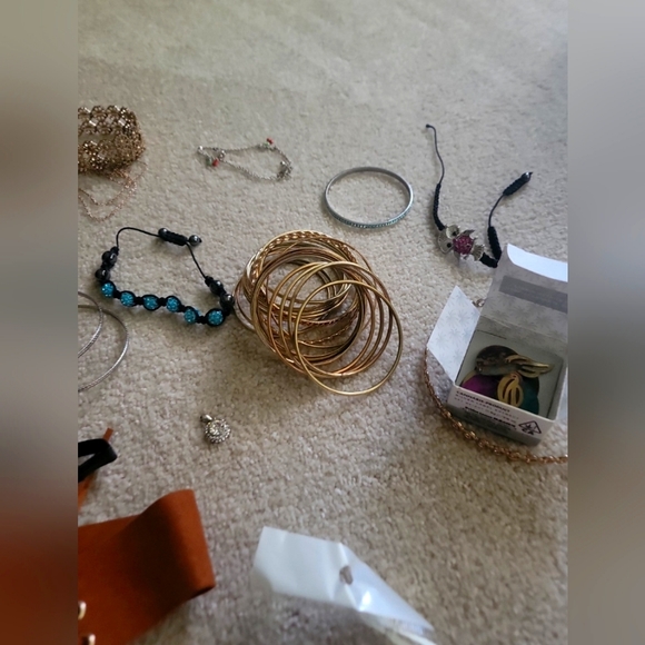 ☆ Jewelry Lot ☆ - Picture 4 of 5